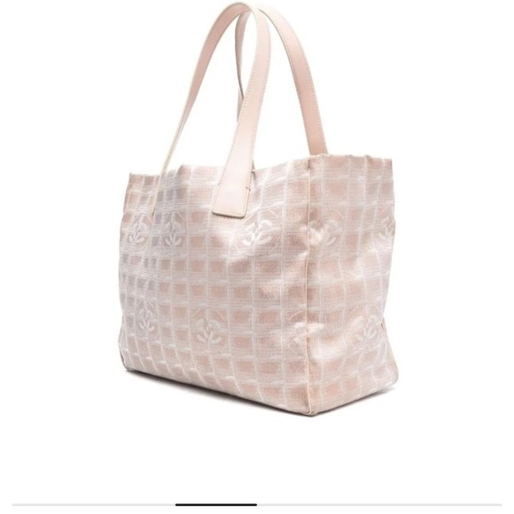 Chanel Travel Line tote in Khaki - Picture 4 of 16